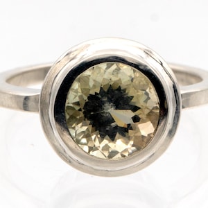 Oregon Sunstone ring 8mm round champagne with light teal green undertones in sterling silver!
