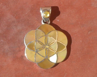 Mother of Pearl Blossoming Flower Pendant - 950 Silver