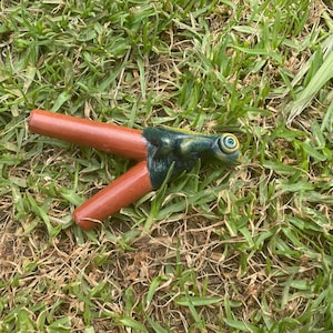 Unique Kuripe with Kambo Frog