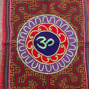 35cmx28cm - Shipibo Tapestry for Altar with Ohm