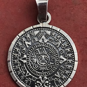Silver Aztec Calendar Pendant / Silver Sun Stone Pendant