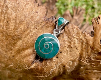 Green Spiral Silver Pendant