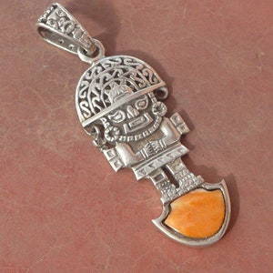 Healing God Tumi Pendant with Orange Spondyllus