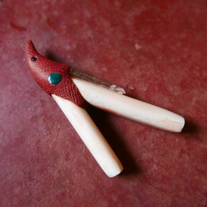 Bone Kuripe with Quartz Crystal