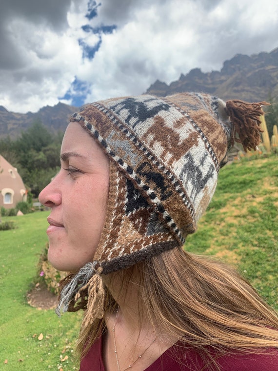 Alpaca Wool Beanie With Llamas - Etsy 