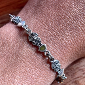 Silver Tumi Bracelet with Serpentine Stone