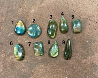 Labradorite Gemstone Cabochon