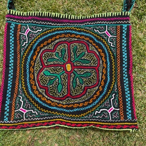 41x36cm - Blue Shipibo Medicine Bag with Flower