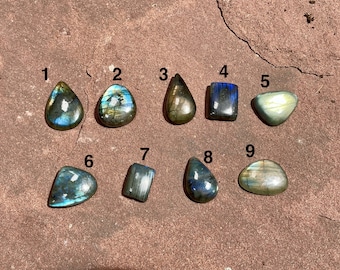 Labradorite Cabochon Gemstone