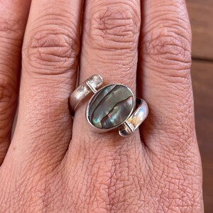 Size US 9 - Reversible Abalone and Lapis Lazuli Ring