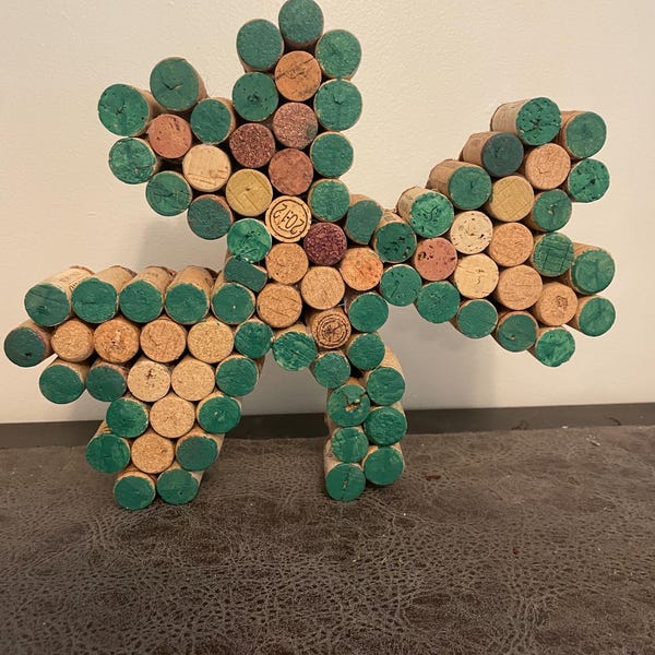 Wine Cork Shamrock, Painted Green Edges
