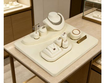 Ensemble de présentoir à bijoux beige en microfibre : buste de collier et organisateur, n° 222