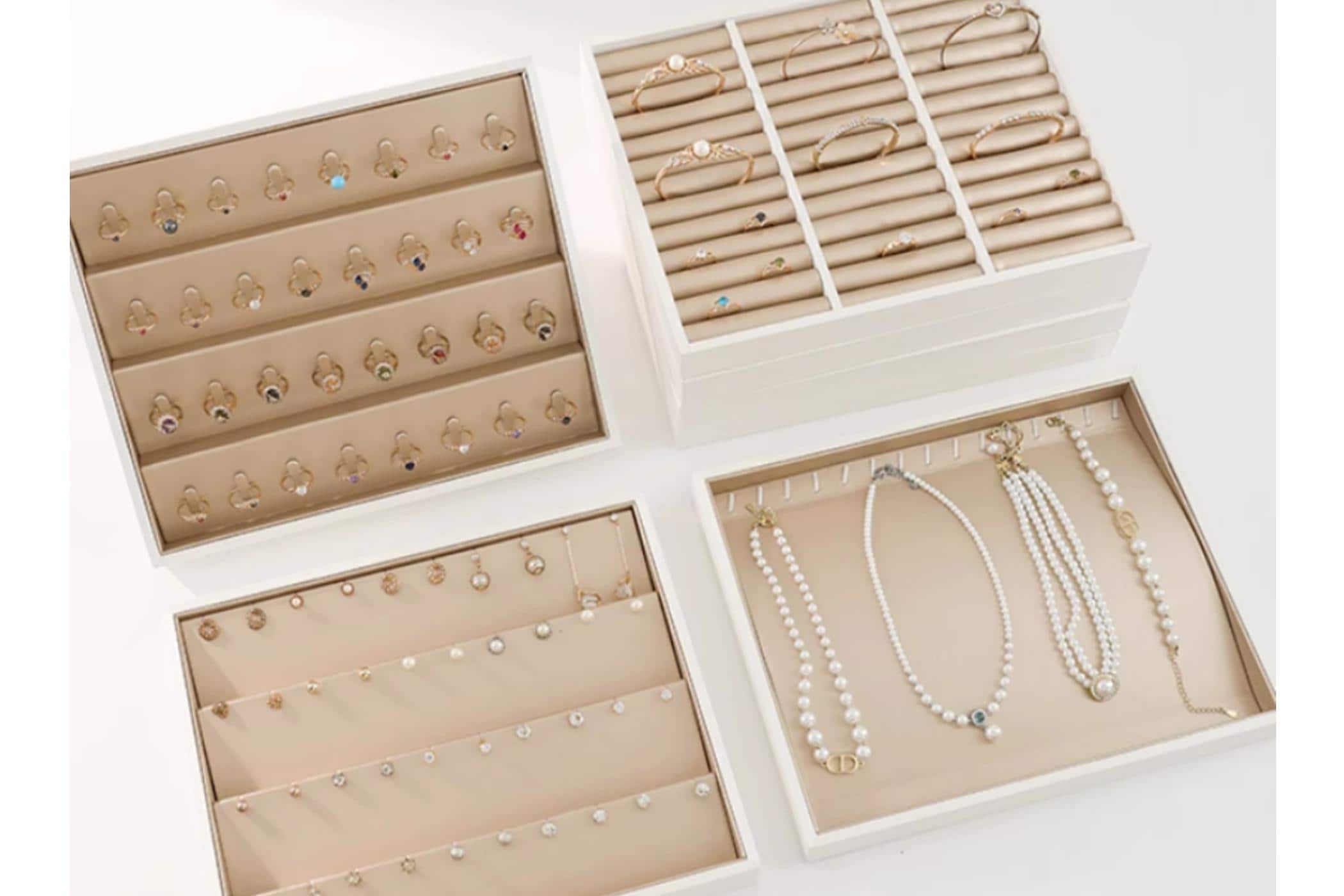 シャンパンPUレザージュエリーディスプレイトレイ：ホワイトベース