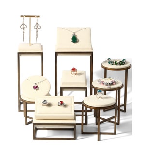 ベージュベルベットジュエリーディスプレイスタンド：メタルベースイヤリングホルダー