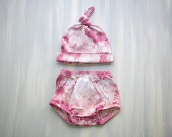 3 Month Tie-Dyed Baby Set: Pink Marble Bloomers & Knotted Hat