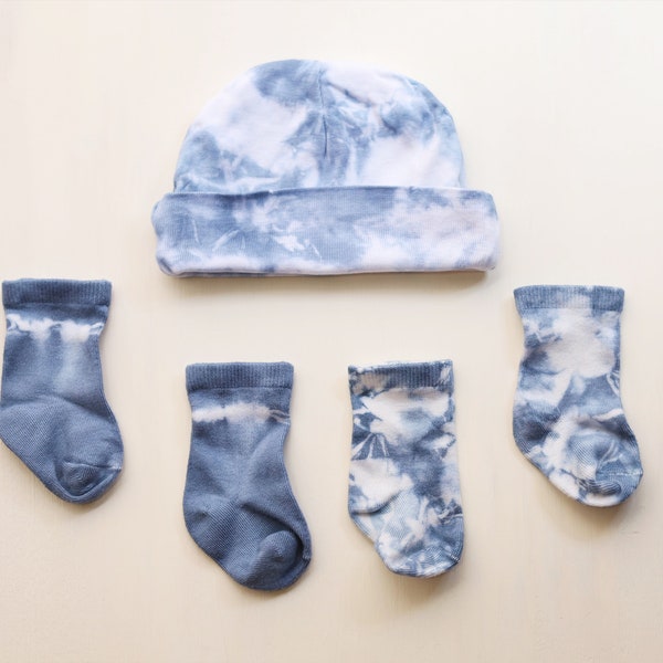 Dolphin Blue Marble Tie-dye Baby Beanie + Sock Set, Bamboo Rayon Booties, Fold-up Knit hat, Tie Dye Baby Shower gift, Slate Blue