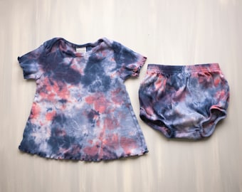 6MO Tie-Dyed Baby Outfit: Berry Blue & Coral Tunic, Bloomers Set