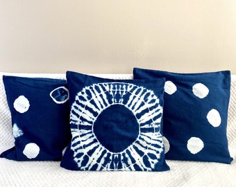 Indigo blue throw pillow cushion covers,Shibori pillow case,18  x 18 inches. Boho.Bohemian,Tie dyed,blue cushion cover,Accent pillow covers,