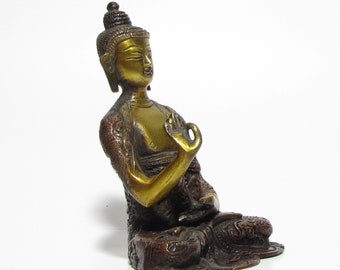 Brass Buddha statue 6 inches tall,solid brass,meditation,Buddha figurine.