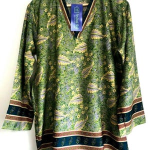 Tunic v-neck long sleeve festival, boho, hippie, retro, ethnic print, green