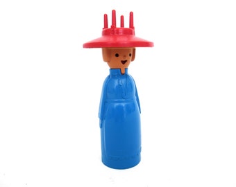 bobbin knitting doll