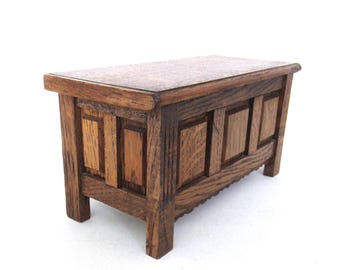 Antique oak wooden box - antique decor. #969GFAK7