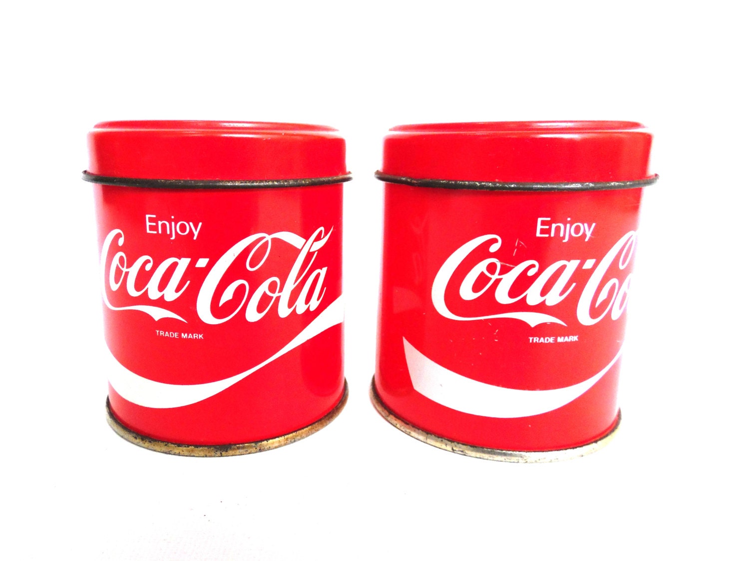 Желе из кола колы. Кока кола ластик. Суппорта Coca Cola. Олвейс Кока кола. Tin of Cola.