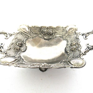 Vintage Silver plated bonbon dish. #905GFAKC