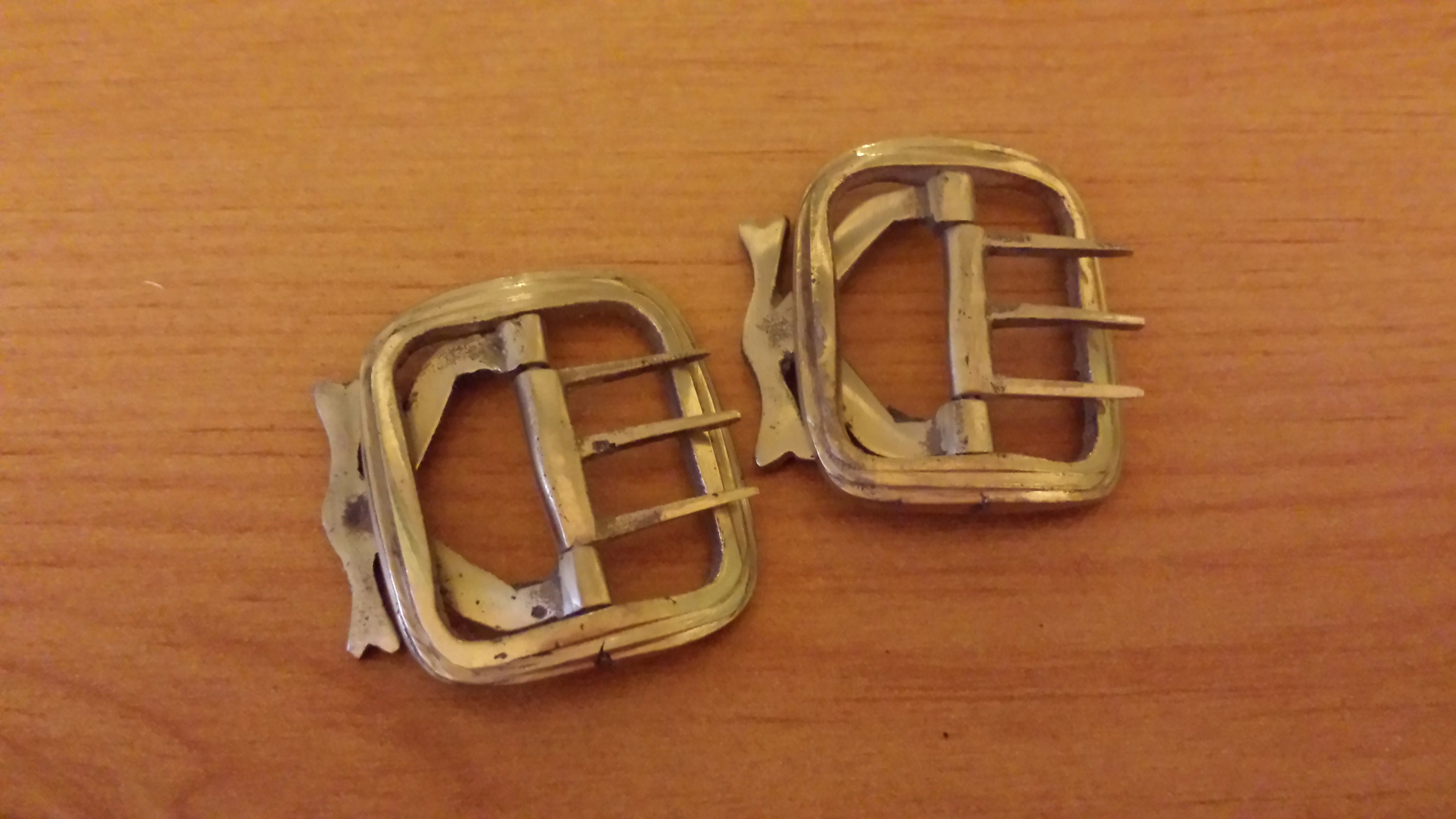 25mm Brass Knee Buckles Pair Etsy