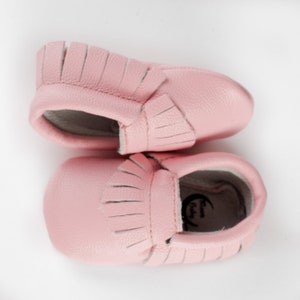 Baby girl pink moccasins hotsell