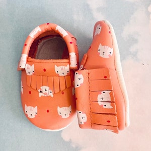 Organic Leather Baby Moccasins Pink and White Cat