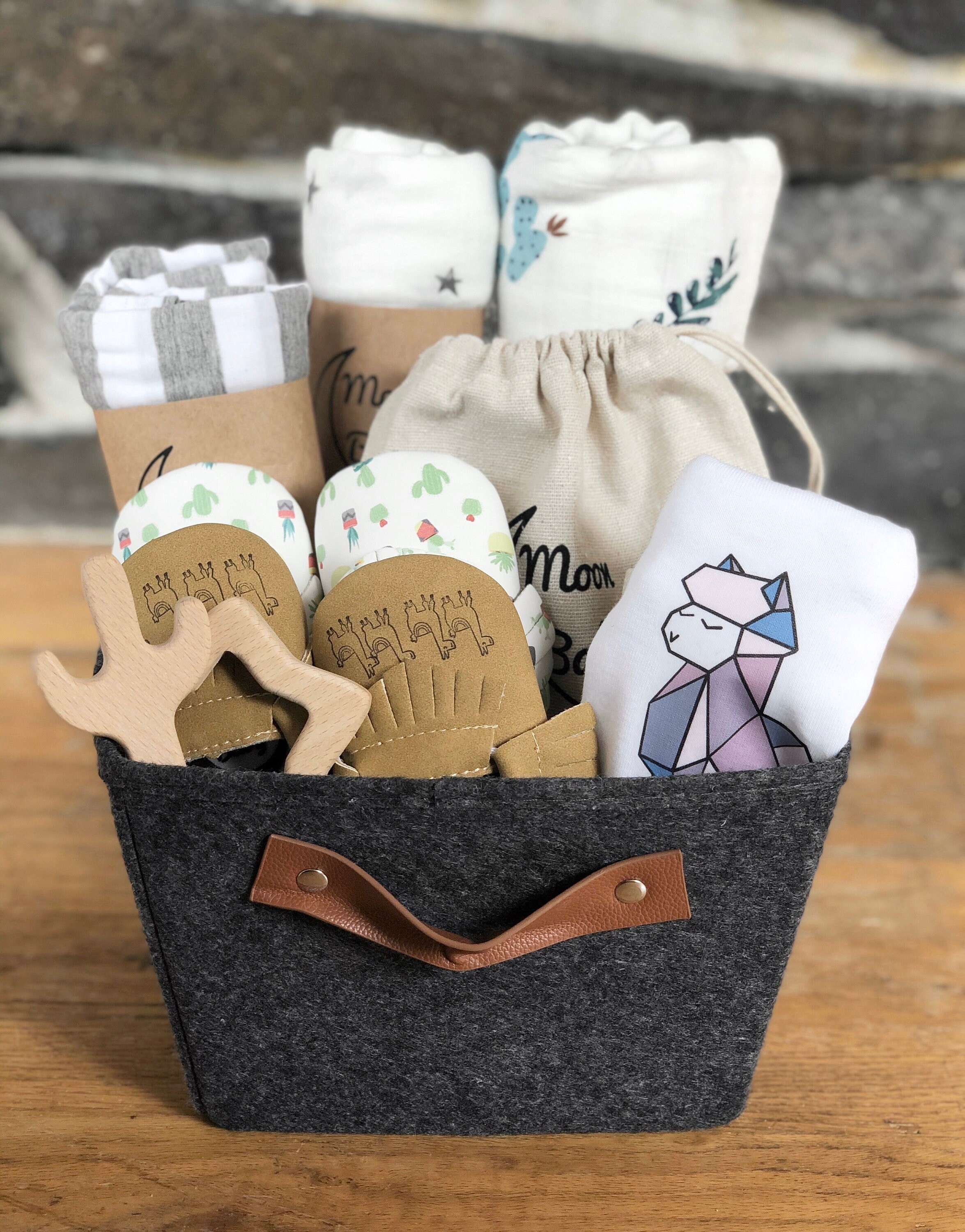 Super Deluxe Organic Cactus & Llama Baby Gift Basket - 9 piece