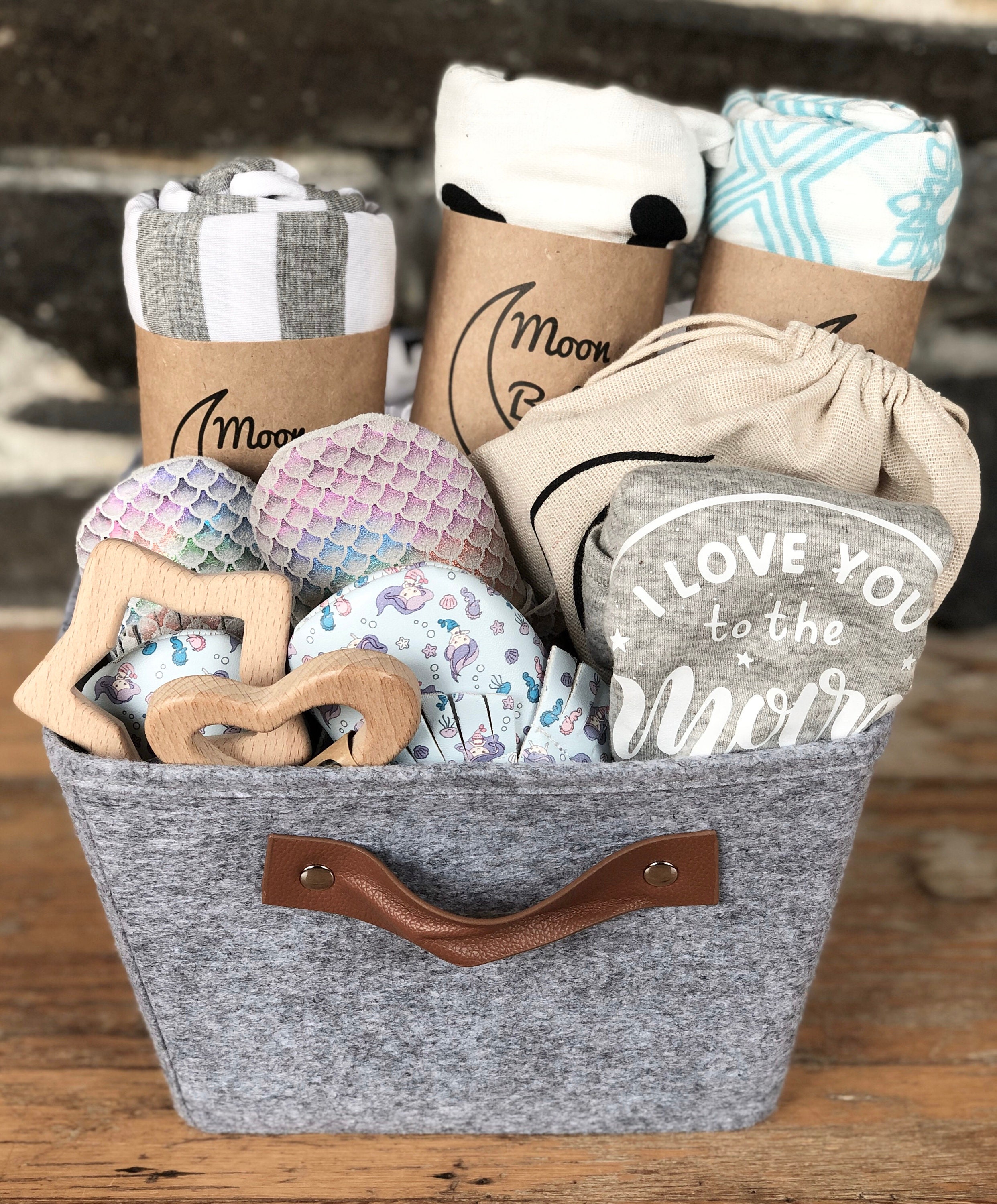 Baby Shower Gift Basket for Book Lovers - Peanut Blossom