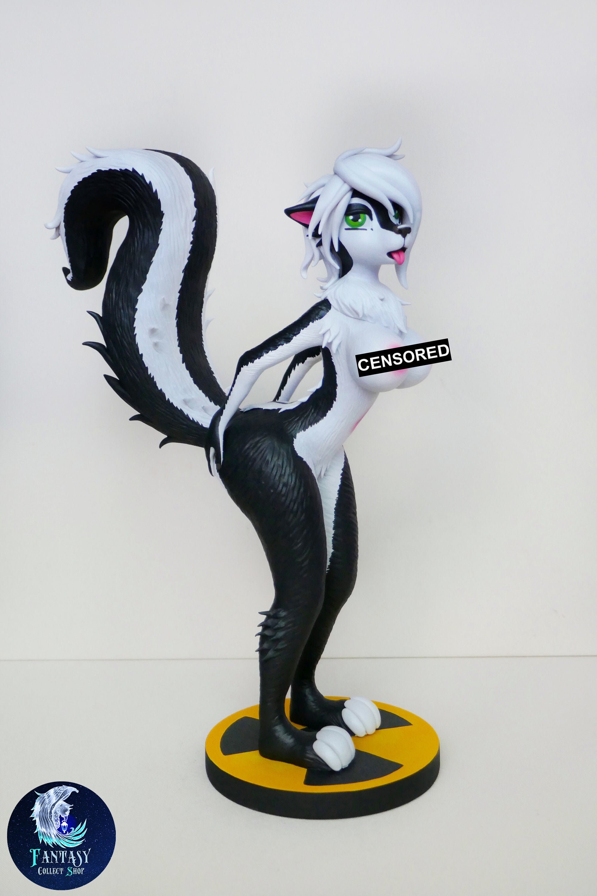 3 inch 50/'s style furry skunk figurine shabby chic black and white