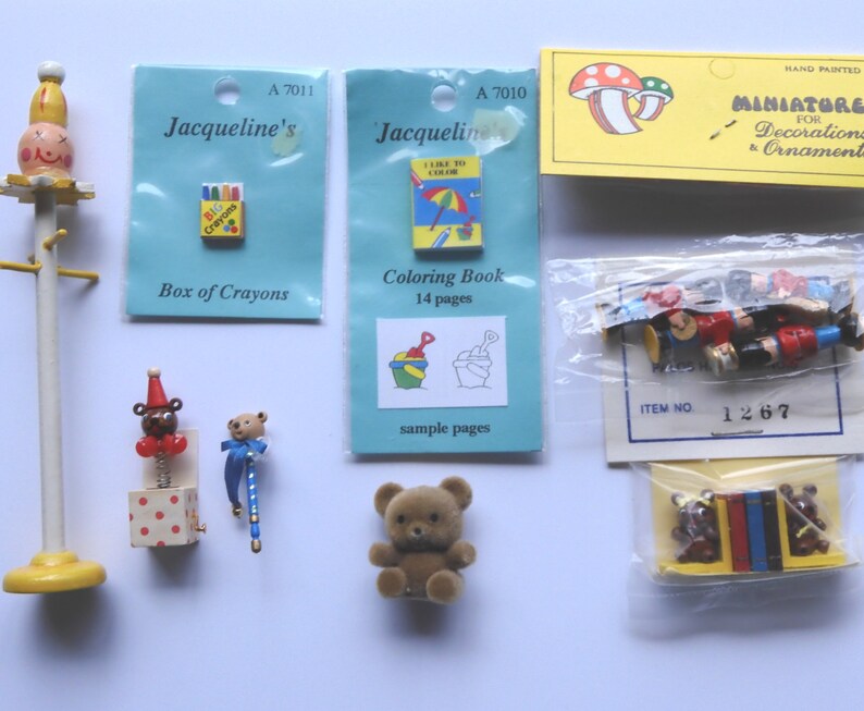 Miniature Dollhouse Barbie 1//12 Scale Book Teddy Bear Children Toy book