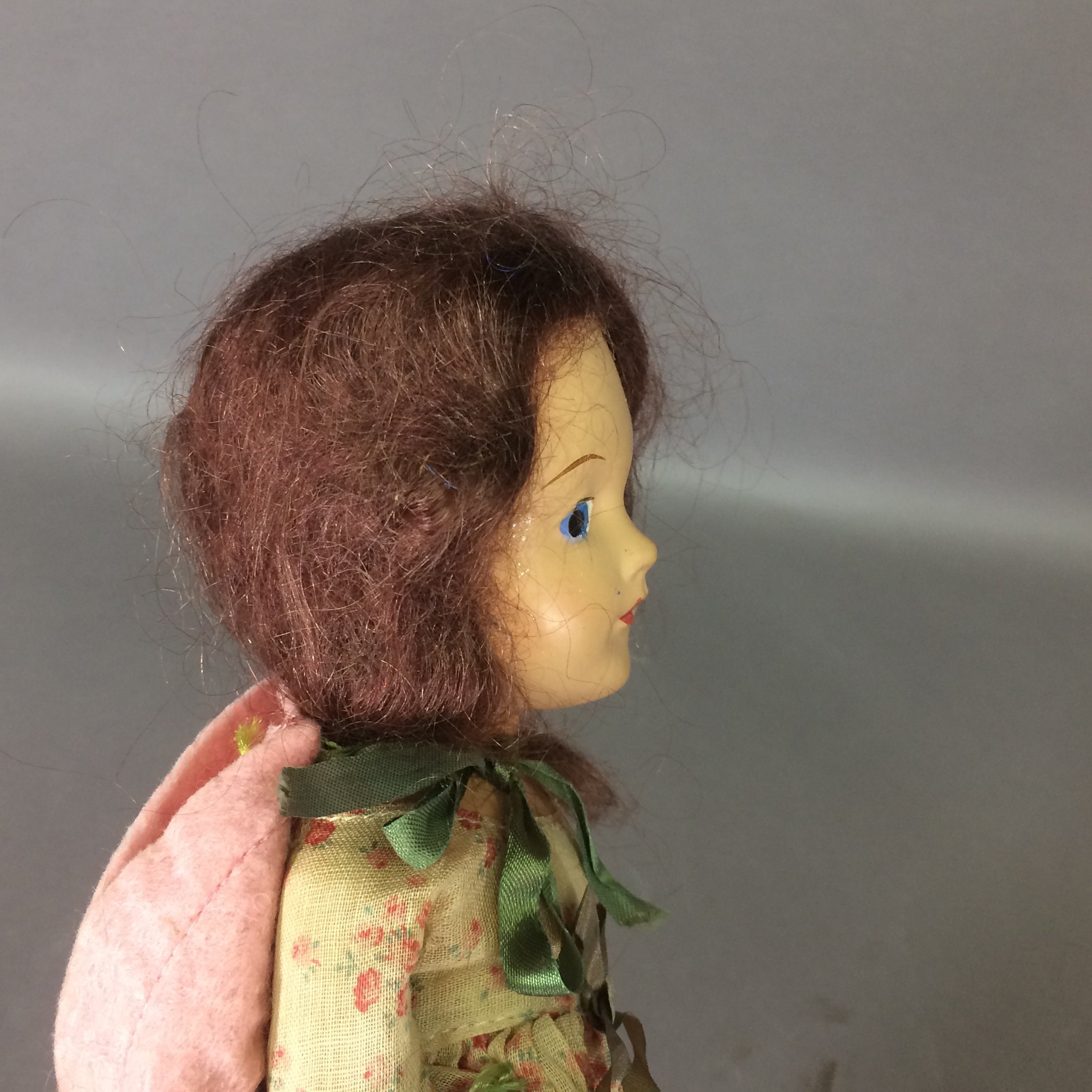 可愛らしい1940年代のヴィンテージコンポジションドール（モヘア 