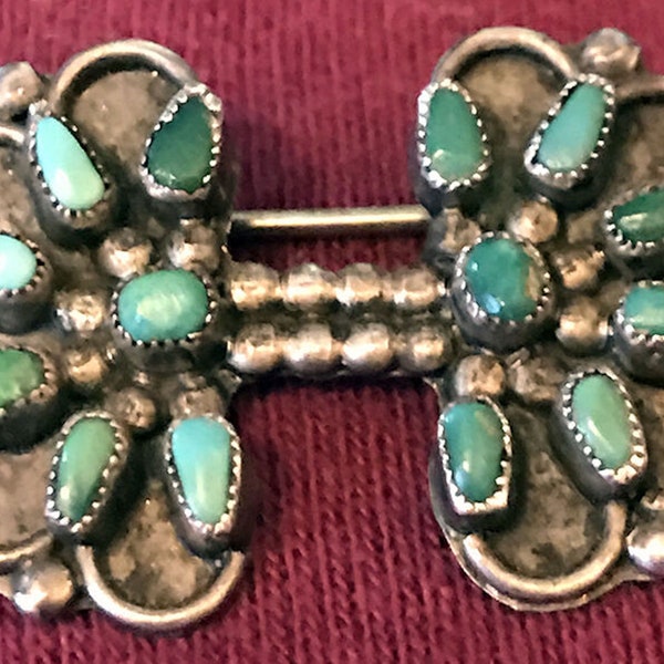 Zuni Early Petit Point Pin att Bessie Vacit Double Design Hand Made Applied Hand Made Raindrops - snake eye, natural turquoise, 1950s