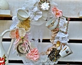 Door Wreath, Door Hanger, Door Decoration, Vintage Tea Cup Wreath, Shabby Wall Decor, Bone China, Tea Party, Country chic, Wall hanging