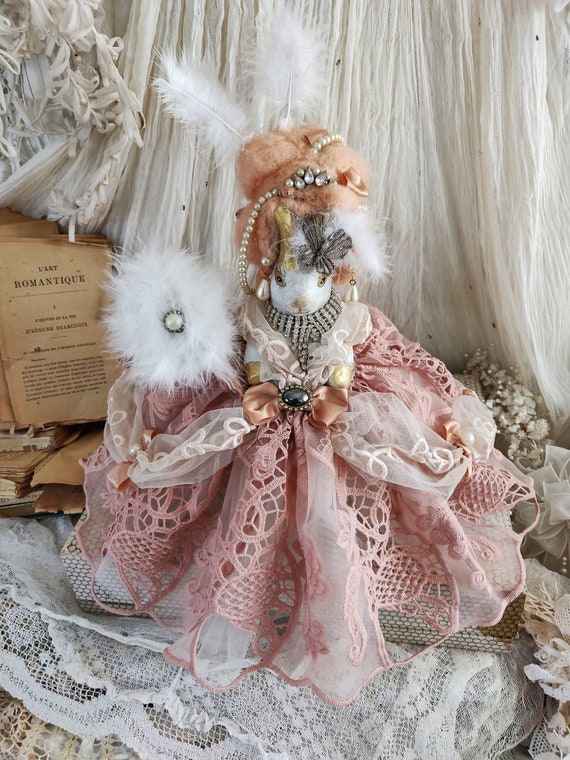 Shabby Easter Bunny Rabbit Statue Decor, Marie Antoinette Decor, Pink  French Shabby Chic Easter Decor, Easter Spring Centerpiece Decorations 