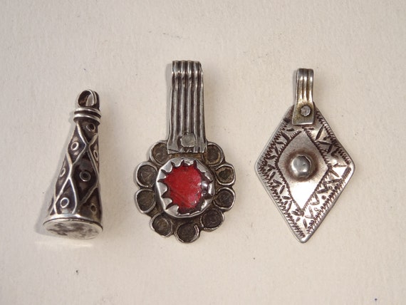 Small Antique Silver Pendants / Charms, Morocco, … - image 1