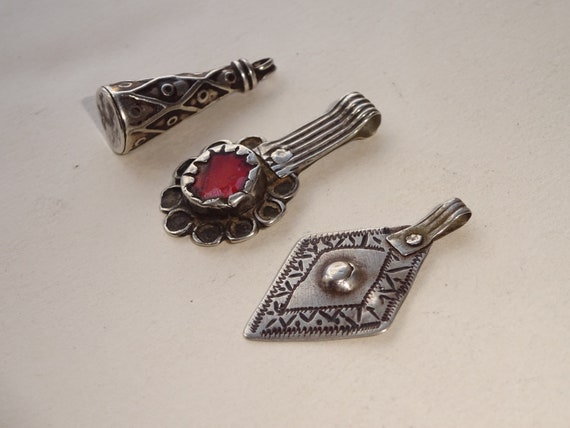 Small Antique Silver Pendants / Charms, Morocco, … - image 2