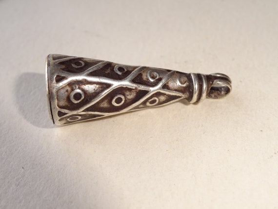 Small Antique Silver Pendants / Charms, Morocco, … - image 3