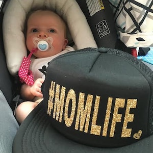 Momlife - Trucker Hat