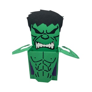 Turns Green into the Incredible Hulk 3D Pop-Up Christmas Greeting Card