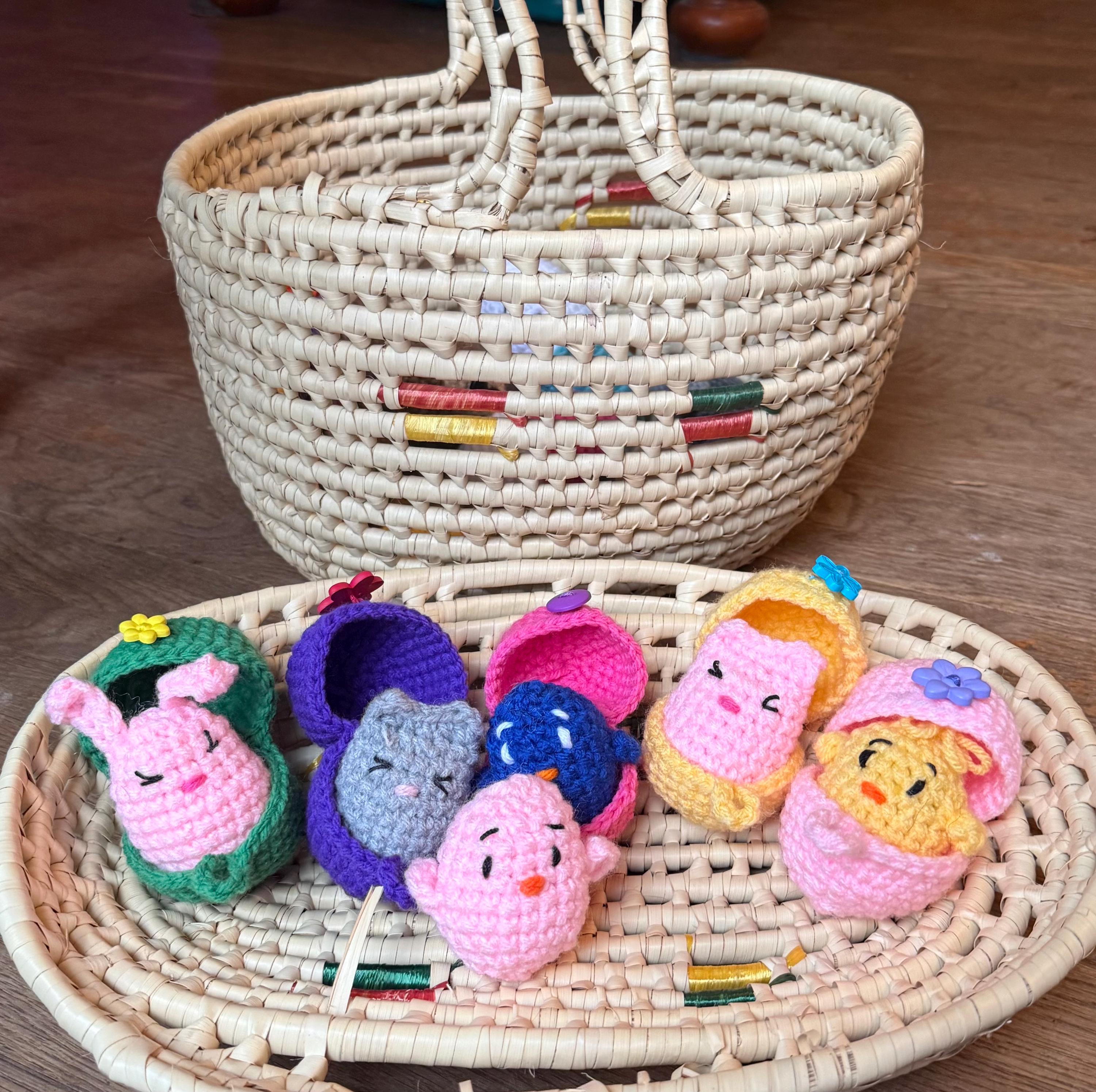 イースターエッグサプライズ：ひよこ、子猫、うさぎ！ - Etsy 日本