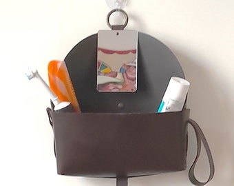 TROUSSE DE VOYAGES, trousse de toilette en cuir / collection fil rouge