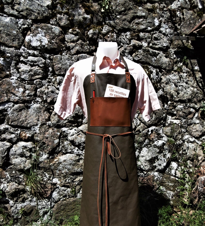 Handmade leather apron for outdoor and BBQ-cooking and bistro image 1