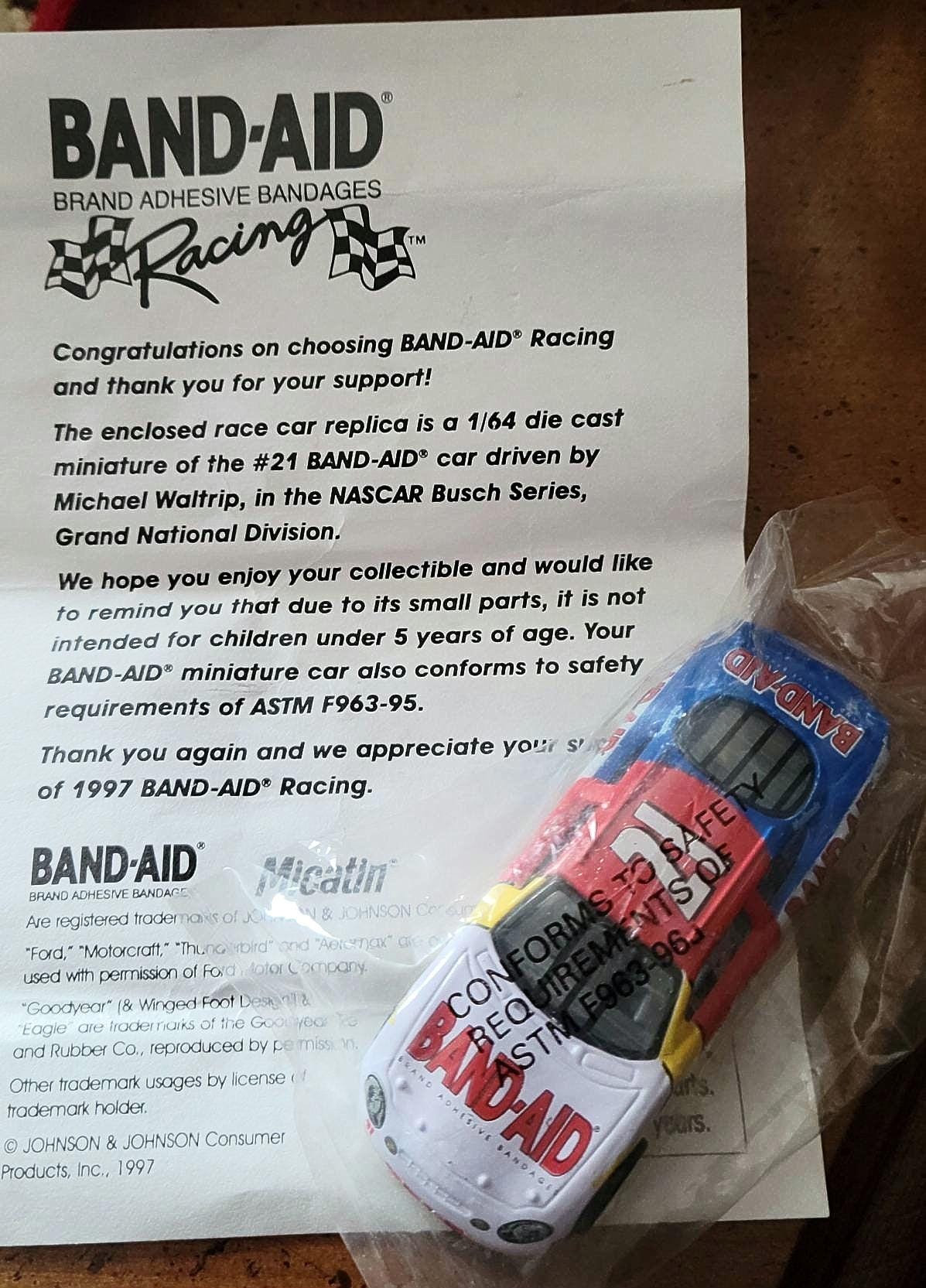 1997 Band-aid Racing Michael Waltrip #21 Minature Car 1/64 Diecast