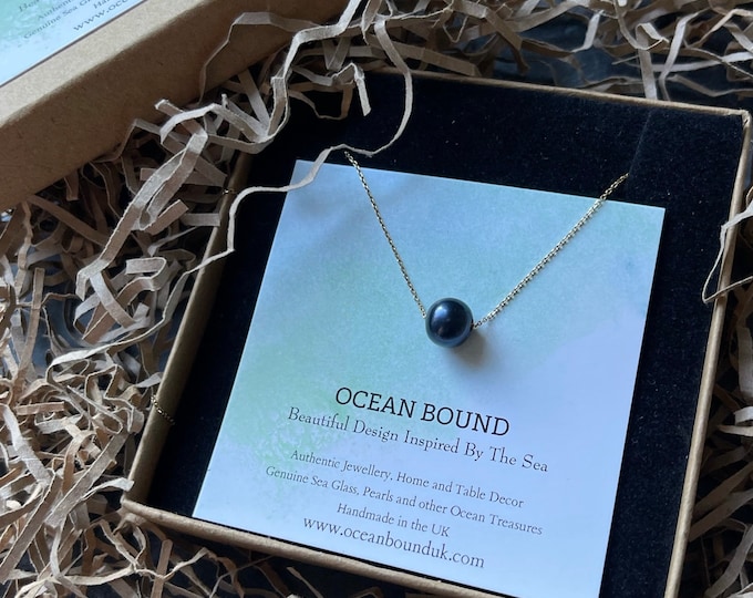 Midnight Dream. 9ct/18ct Solid Gold. Real Black Pearl on Solid Gold Necklace. Guaranteed Authentic.