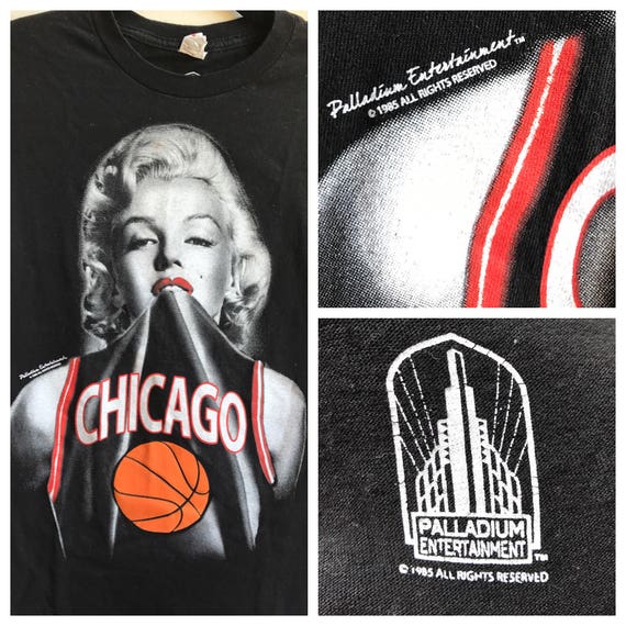 Vintage Chicago Bulls Marilyn Monroe T Shirt | Co… - image 4